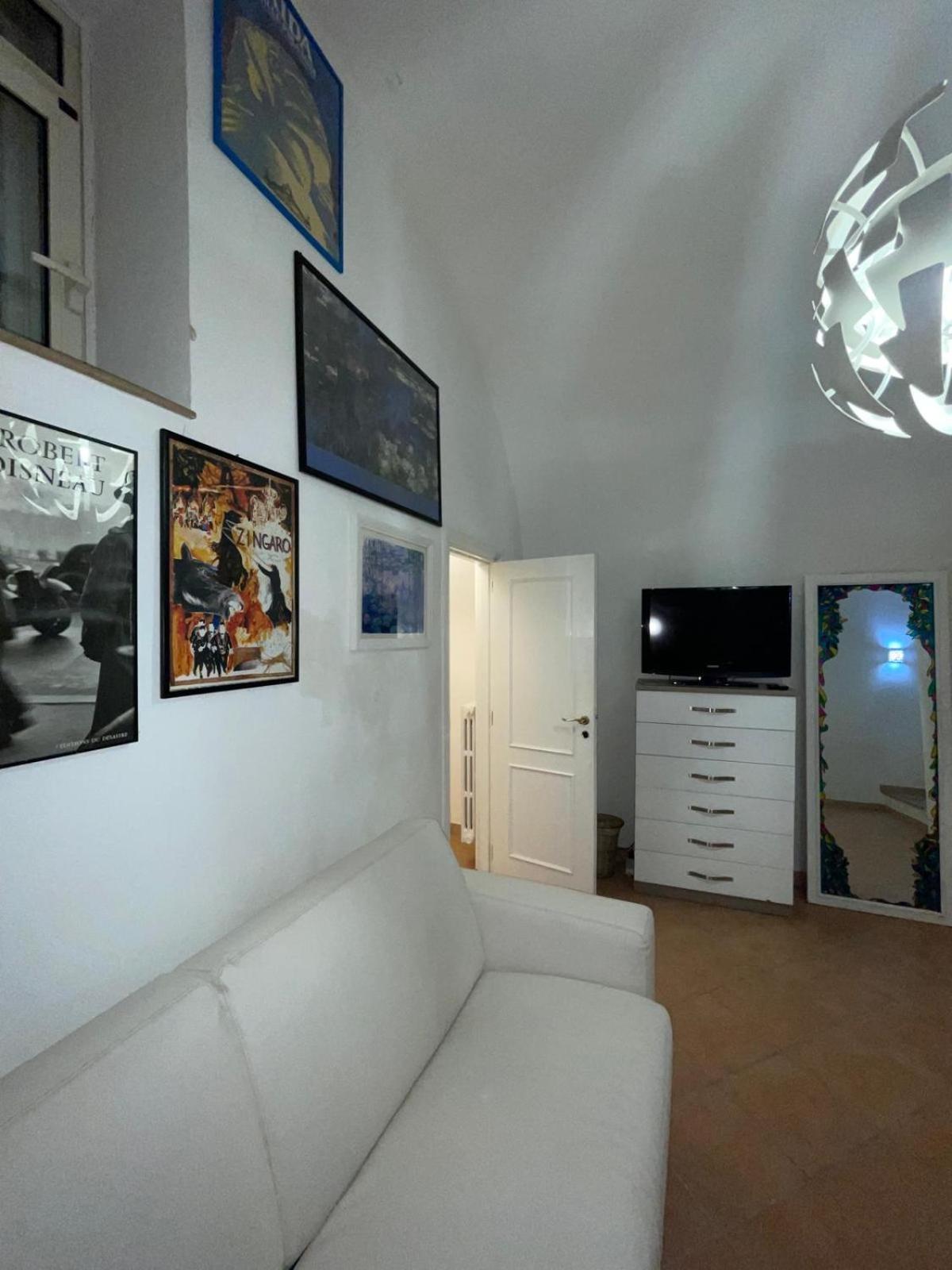 Appartamento BUENACASA Bari Esterno foto